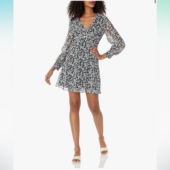 Club Monaco Mulberry Silk Twist Drape Mini Dress in Color Blue Dahlia. Size 8. - Picture 14 of 15